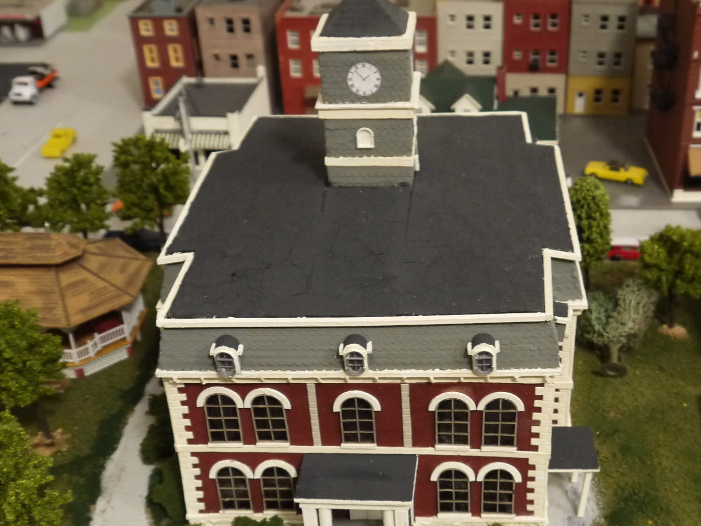 Old Effingham County Courthouse model